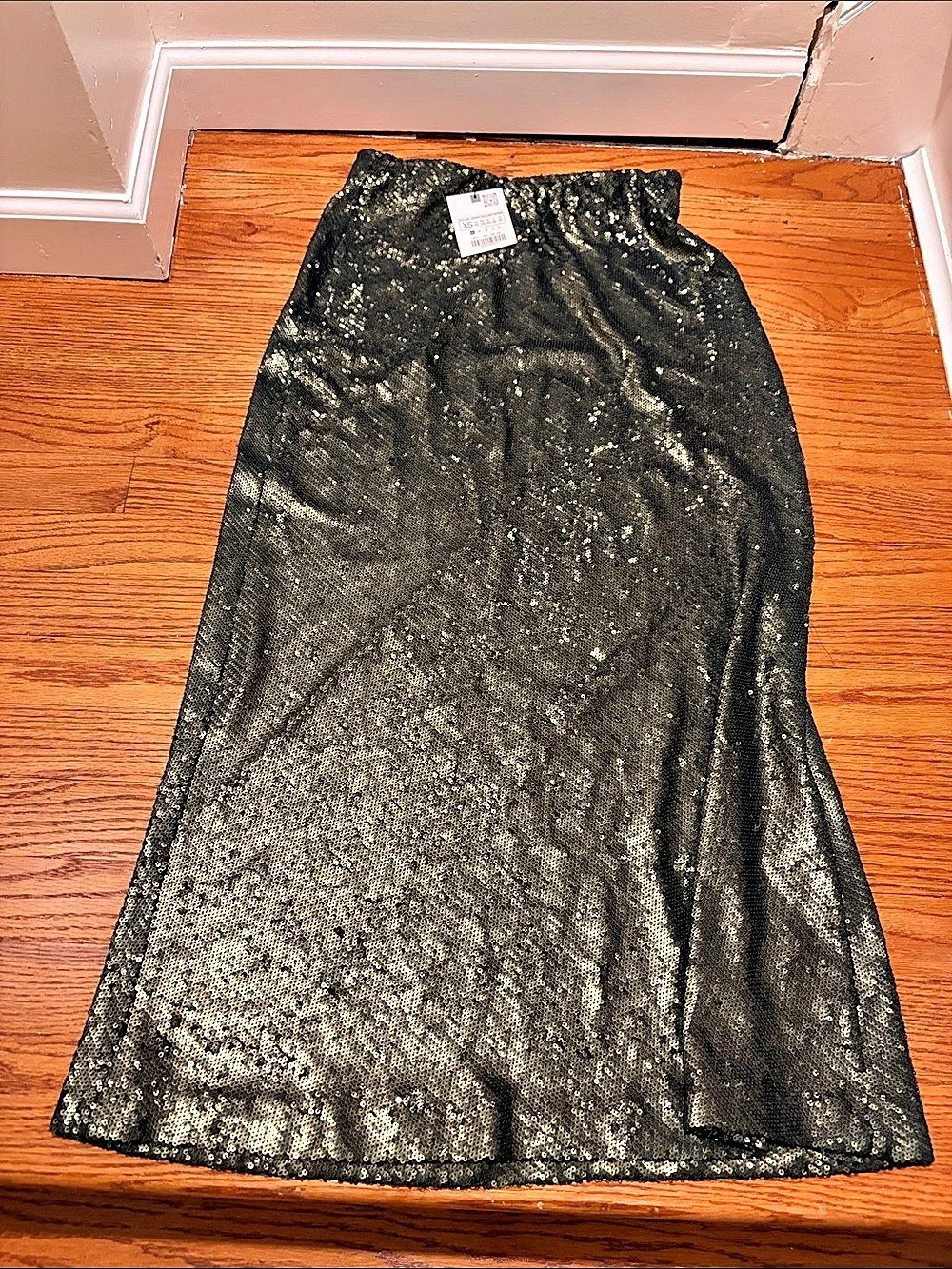 ZARA Sequin Maxi Skirt in Black Size XS Like New